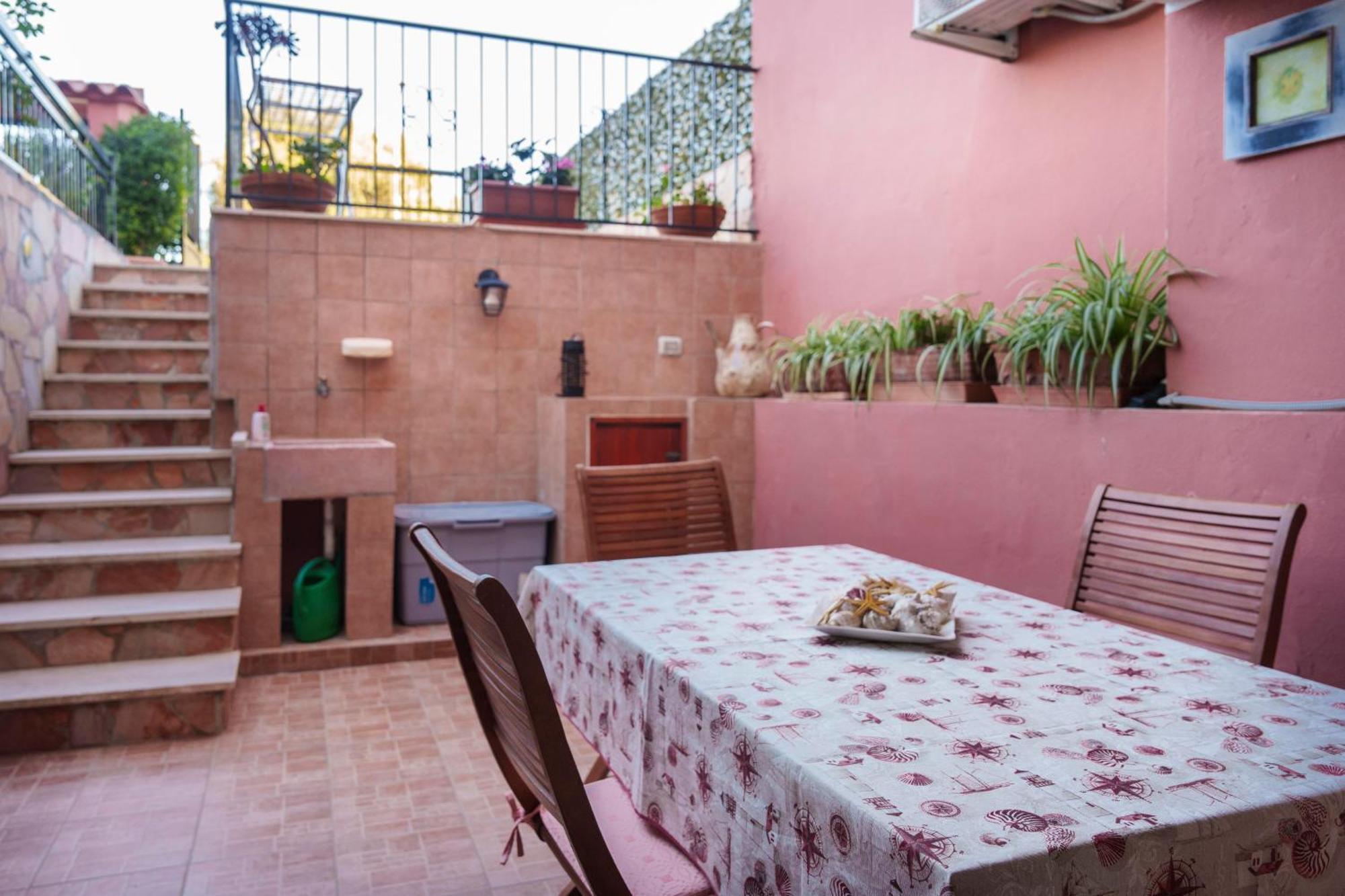 Oasi Apartment Pula Bagian luar foto