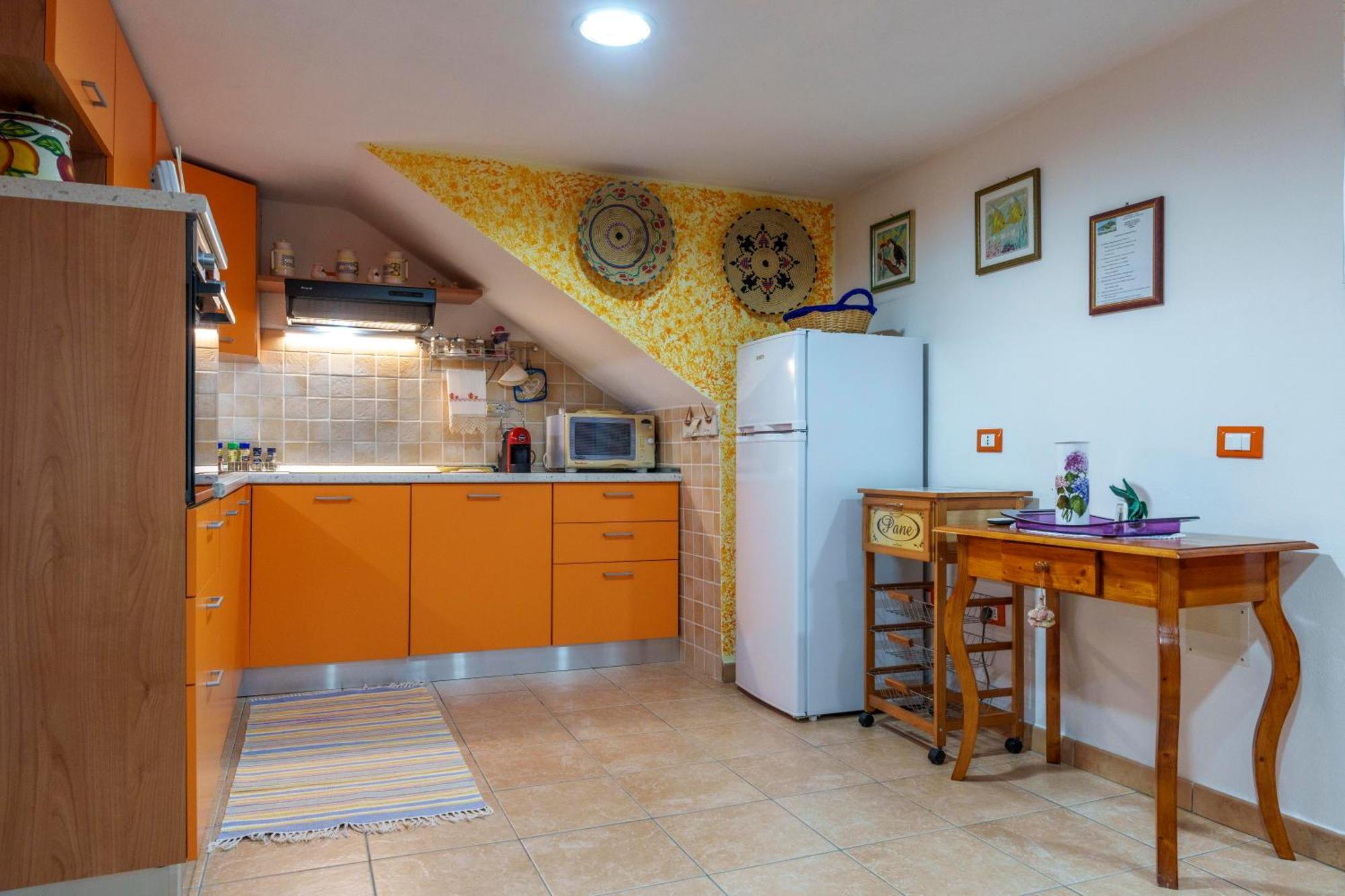 Oasi Apartment Pula Bagian luar foto